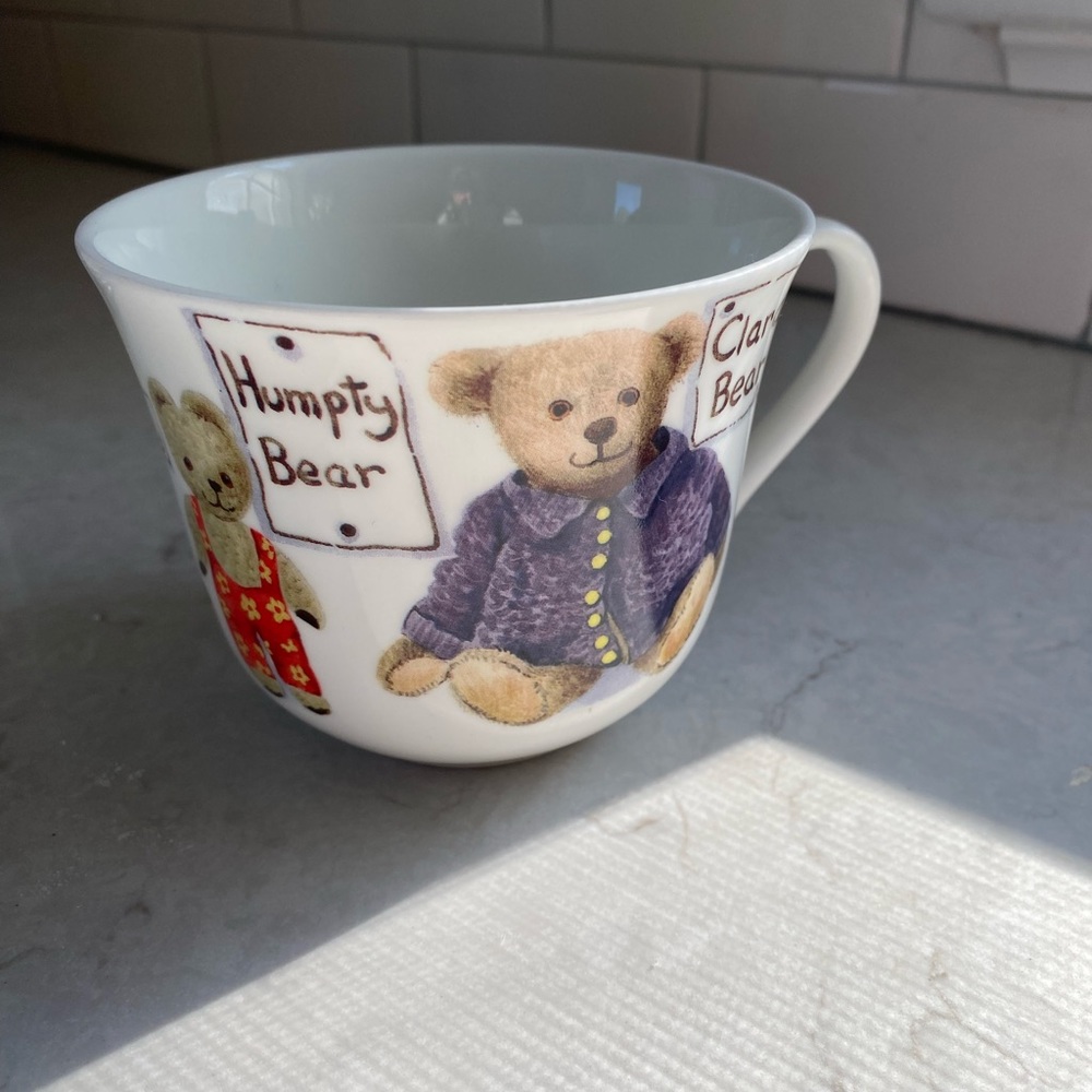 Great shape 16 oz mug Roy Kirkham 1997